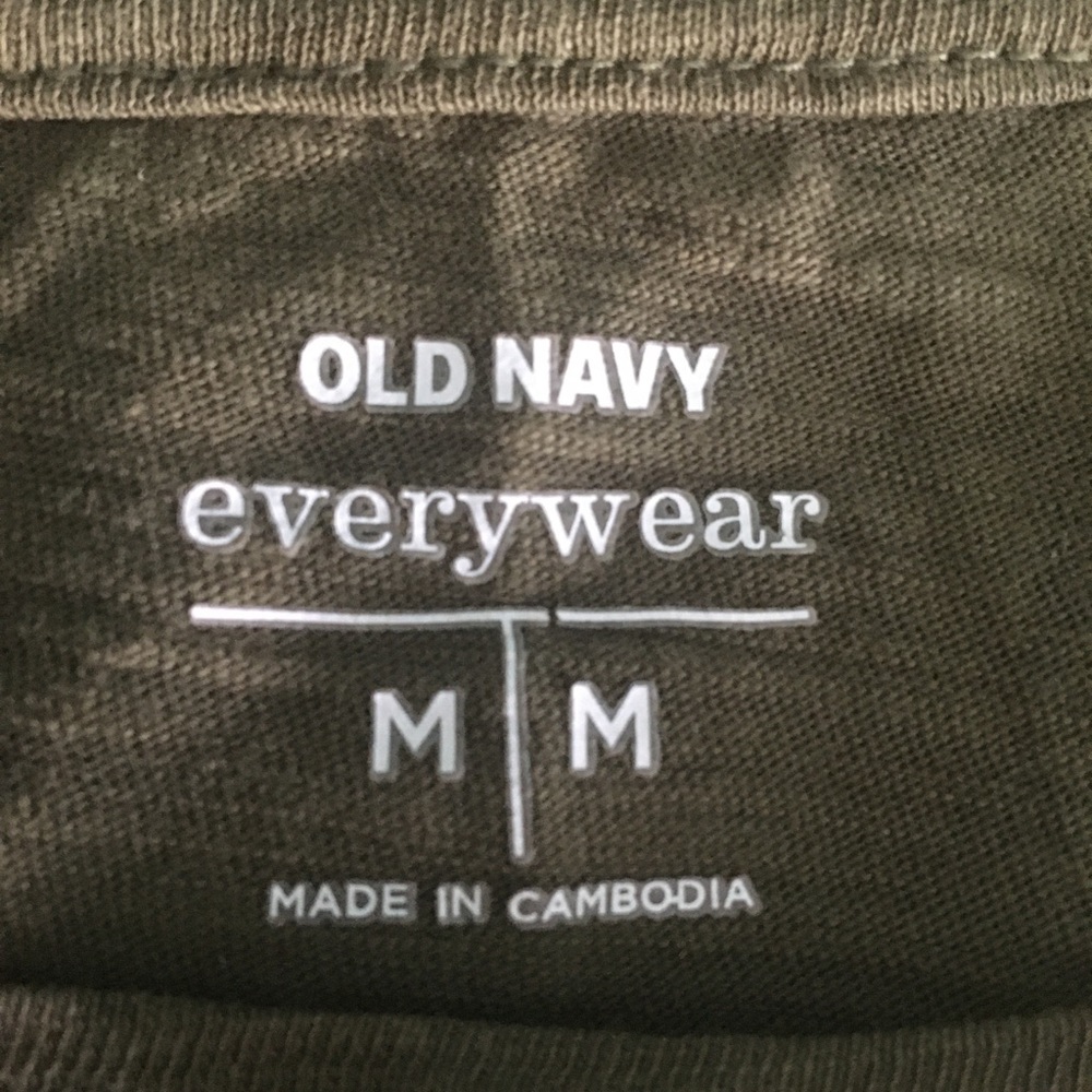 Graphic tee - Picture 3 of 3